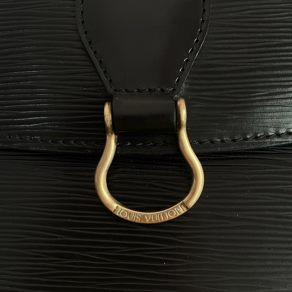 SOLD Louis Vuitton Epi St Cloud GM Crossbody - Picture 7 of 9